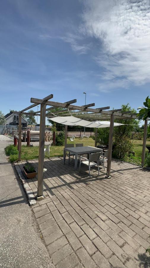 Stort Rymligt Boende Med Tva Sovrum Och Pentry I Lantlig Miljoe Höllviken 外观 照片